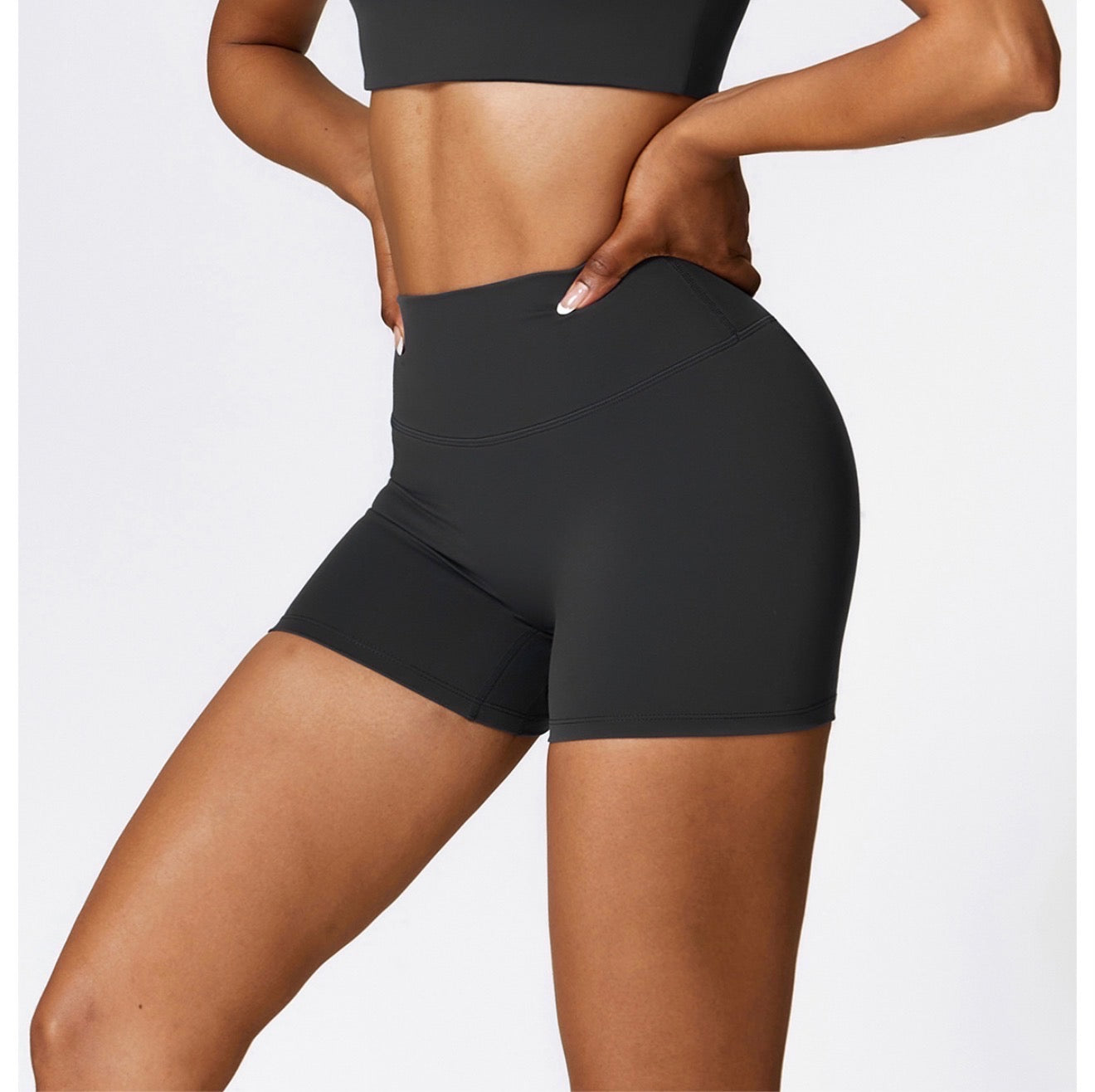 Whisper Short — Black